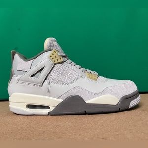 Air Jordan 4 SE Craft Photon Dust